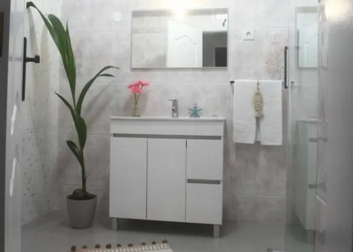 Flipflops Ocean View דירה נאזרה